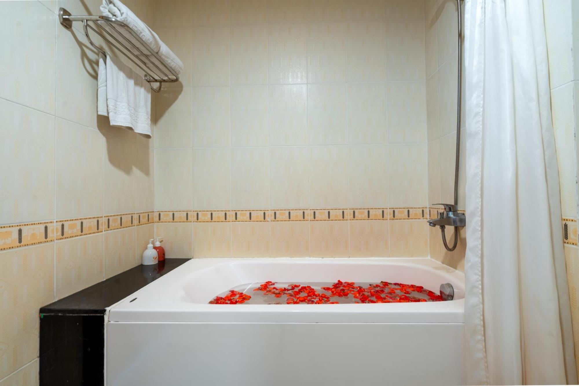 Bidv Beach Hotel Нячанг Екстер'єр фото