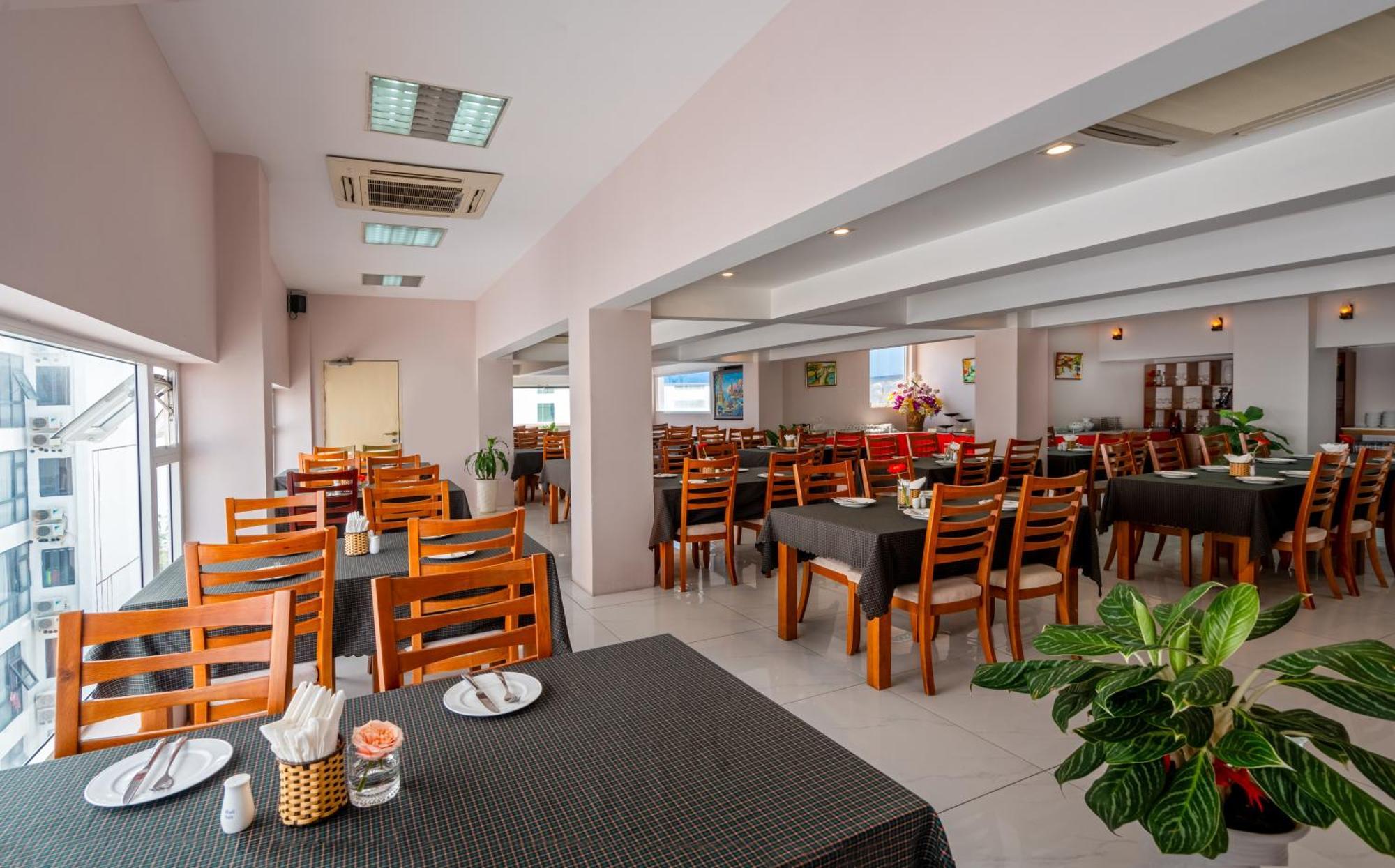 Bidv Beach Hotel Нячанг Екстер'єр фото