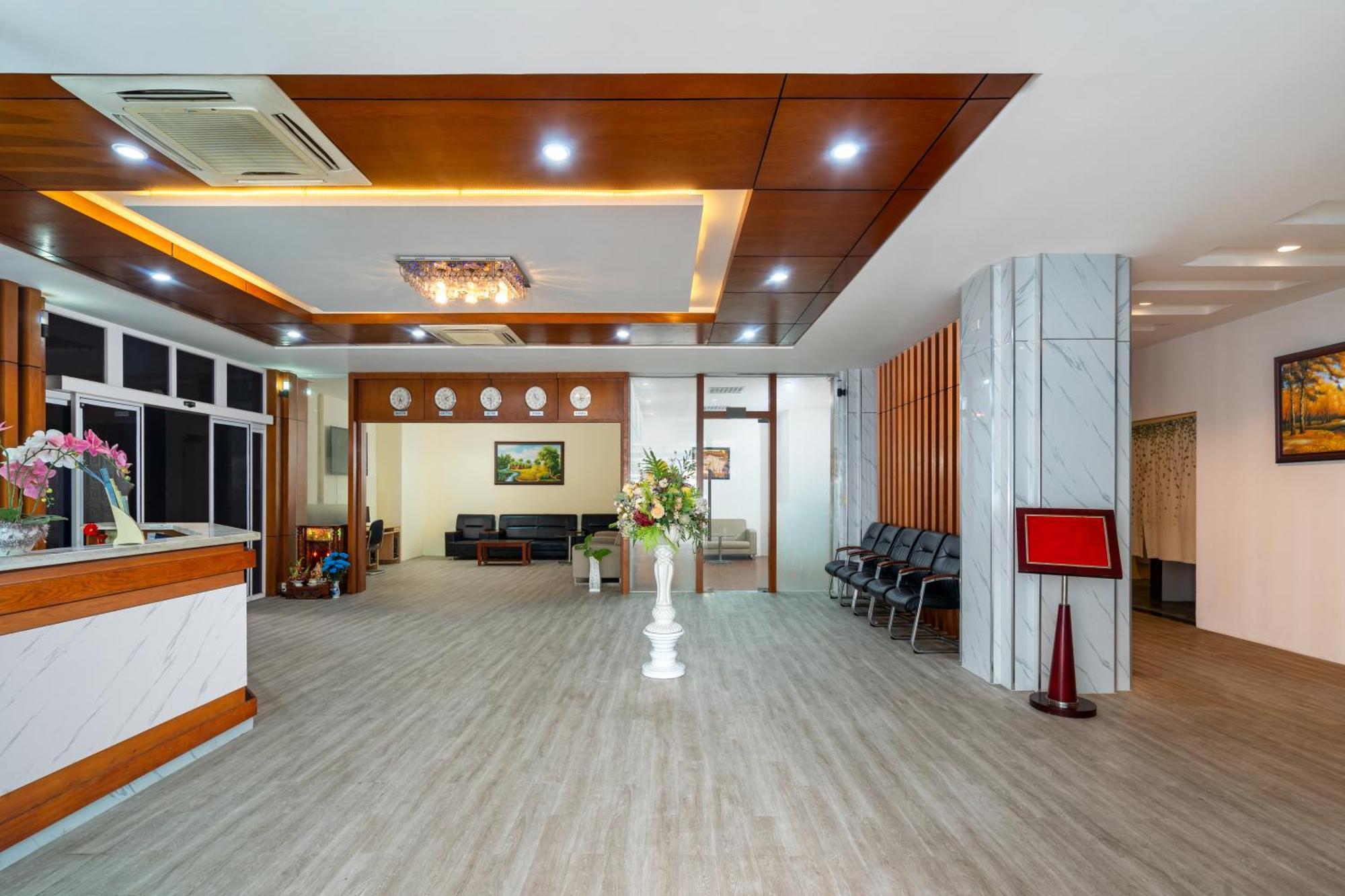 Bidv Beach Hotel Нячанг Екстер'єр фото