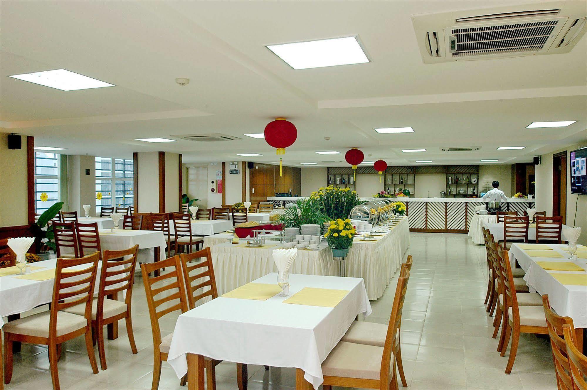 Bidv Beach Hotel Нячанг Екстер'єр фото